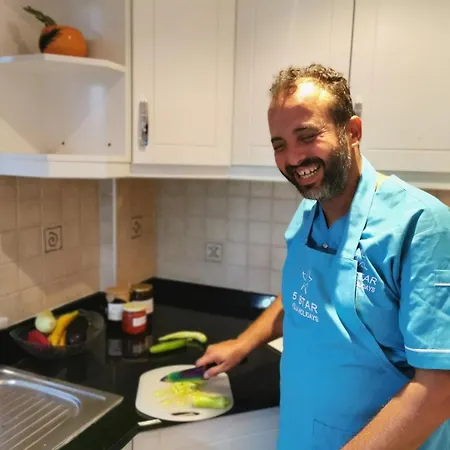 With A Pool And Jacuzzi بيت للعطل ألانيا