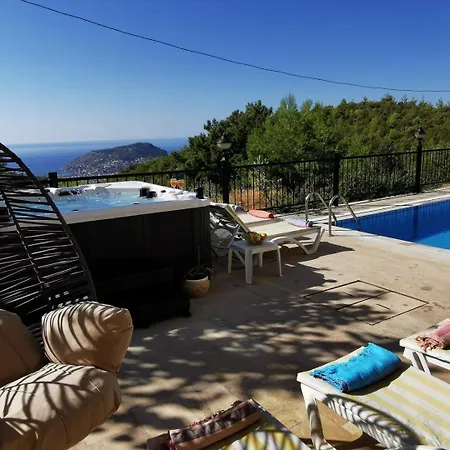 Dom wakacyjny With A Pool And Jacuzzi Alanya