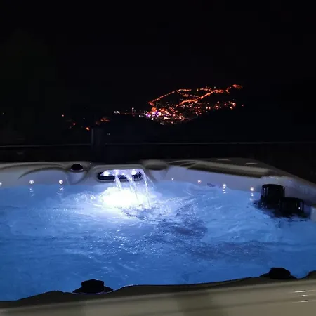 With A Pool And Jacuzzi Alanya