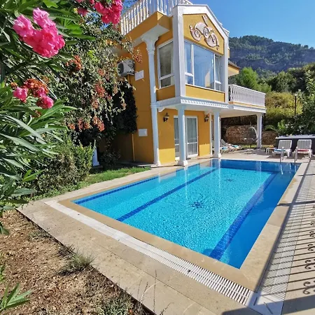 Dom wakacyjny With A Pool And Jacuzzi Alanya